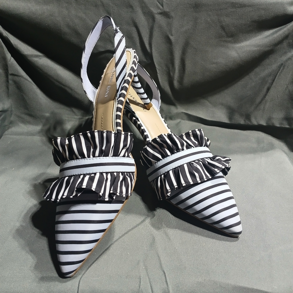 Stylish Black and White Striped Women's Shoes
